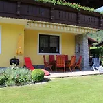 Mama Apartamento *