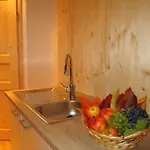 Apartment Mama