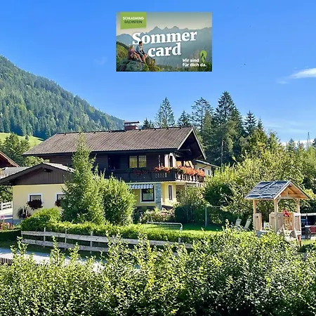 Mama * Haus im Ennstal