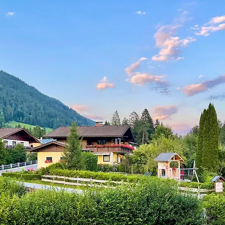 Mama Lejlighed Haus im Ennstal